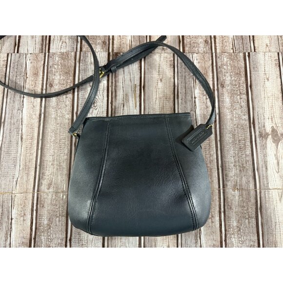 Coach 9990 Leather Small Crossbody Bag Purse color navy USA Made Vintage - Picture 1 of 6